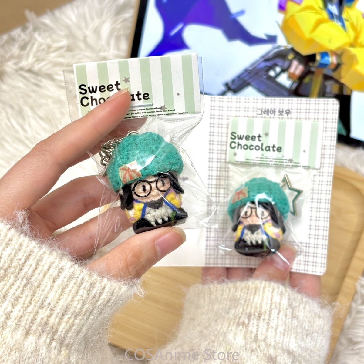 Body Jewelry - VALORANT Killjoy Spiel-Cosplay Gestrickter Mini-Plüschfigur-Taschenanhänger Niedlicher
